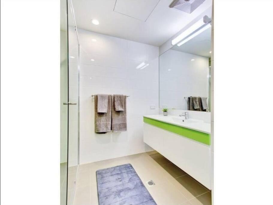 Tao - Light Of Rowlands 黑桃睡梦馆 - 罗兰之光 Apartment Adelaide