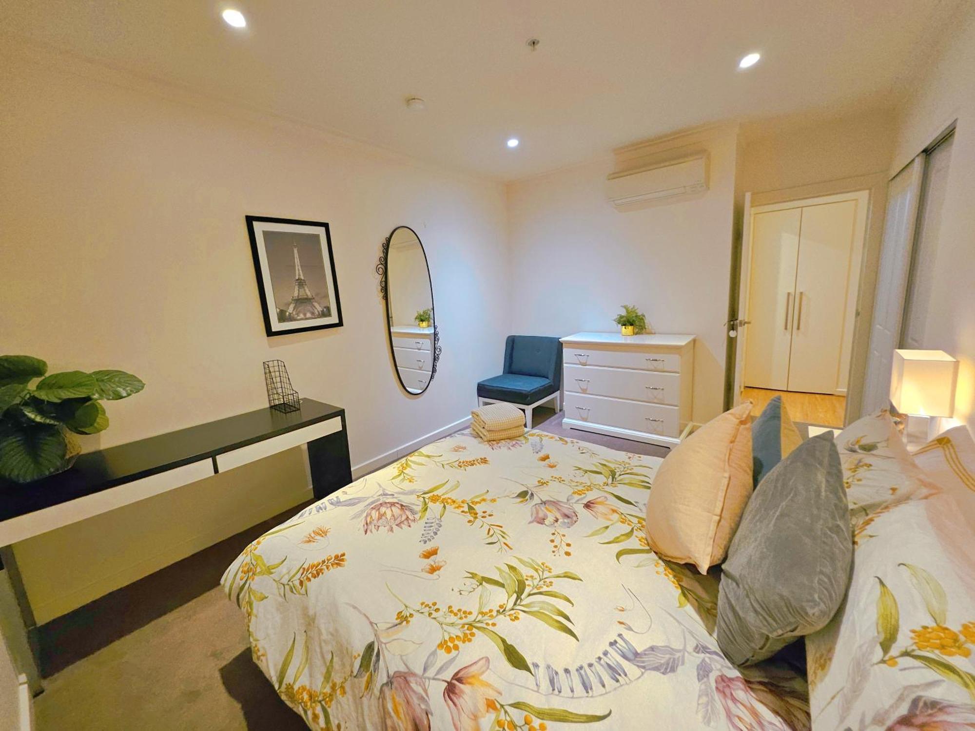 Apartment Tao - Light Of Rowlands 黑桃睡梦馆 - 罗兰之光 *